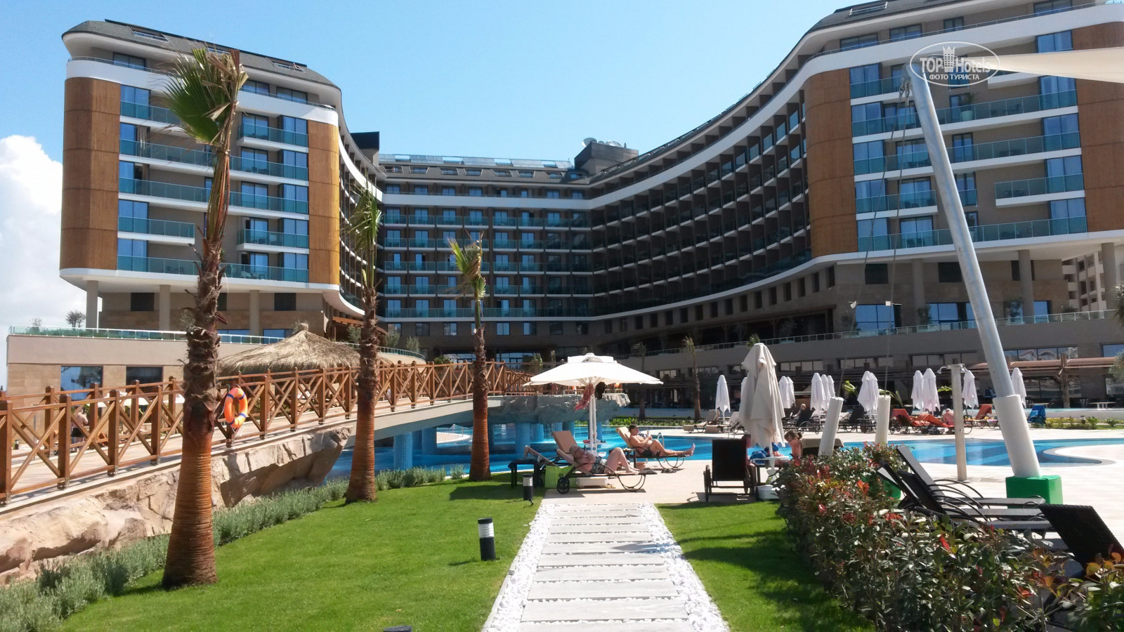 Aska Lara Resort Spa пляж