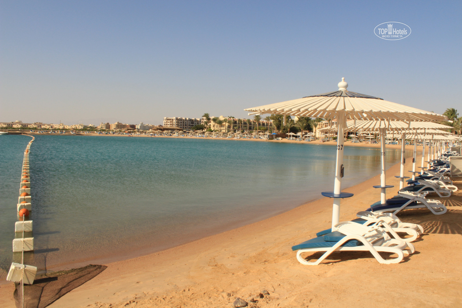 Swiss inn resort hurghada. Swiss Inn Resort Hurghada 5. Swiss Inn Resort Hurghada ex (Hilton Resort Hurghada) 5*, Египет, Хургада. Свисс ИНН Резорт Хургада. Swiss Inn Resort Hurghada пляж.