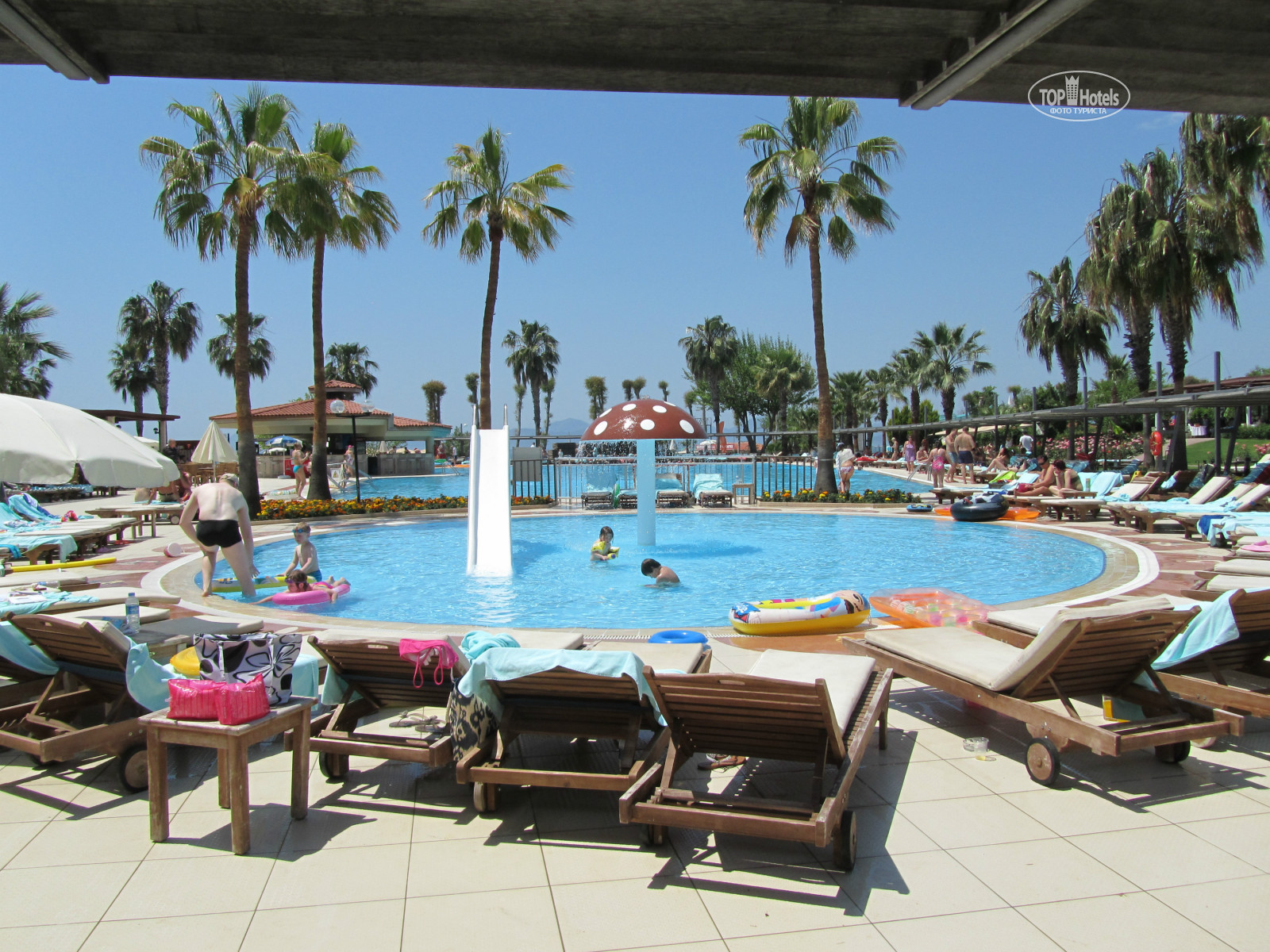 Tuana holiday. Отель Туана Фетхие. Club Tuana 5. Club Tuana Fethiye 5 Турция. Club Tuana Fethiye пляж.