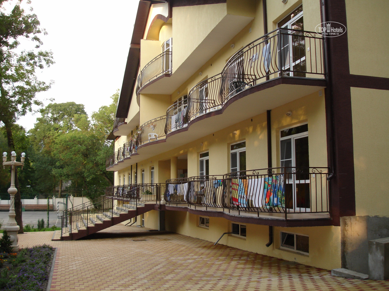 Пансионат жемчужина кабардинка. Отели кабардинка жемчужина. Отели кабардинка жемчужина. Кабардинка бассейн 50 метров. Отель жемчужина моря кабардинка.