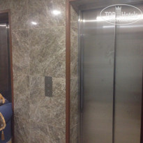 Liberty Fly (Либерти Флай) 3* Лифт работает только один- и это на 9 этажей!!!!!
На этажах нет табло-экрана где едет лифт. - Фото отеля