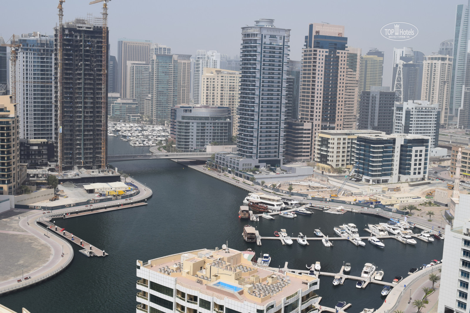 Wyndham marina. Вид из Wyndham Dubai Marina.