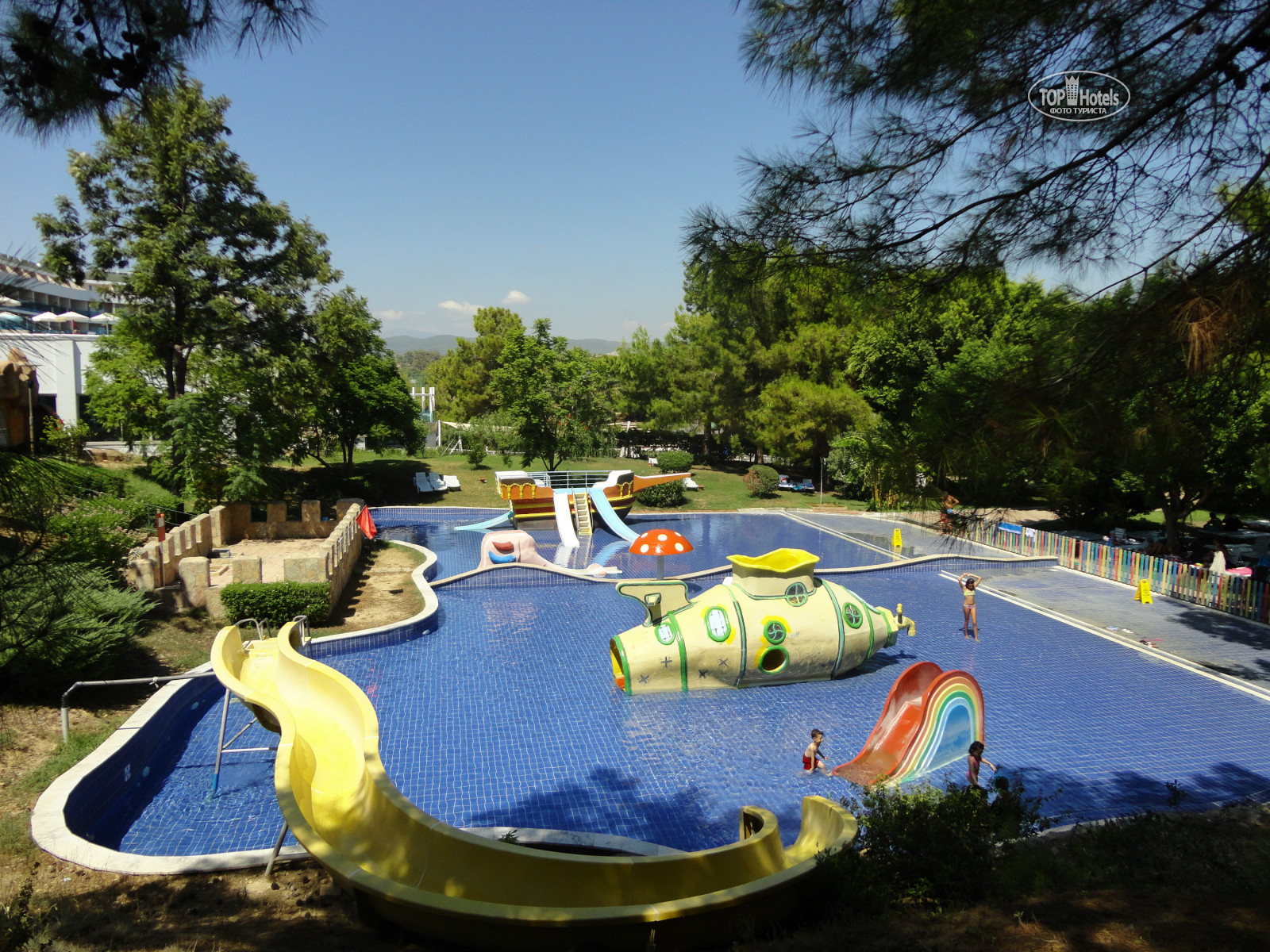 Water planet aquapark 5. A good Life Water Planet 5 Турция. Утопия Фэмили Резорт Турция. Отель Water Planet Турция. Аквапарк Окурджалар Турция.