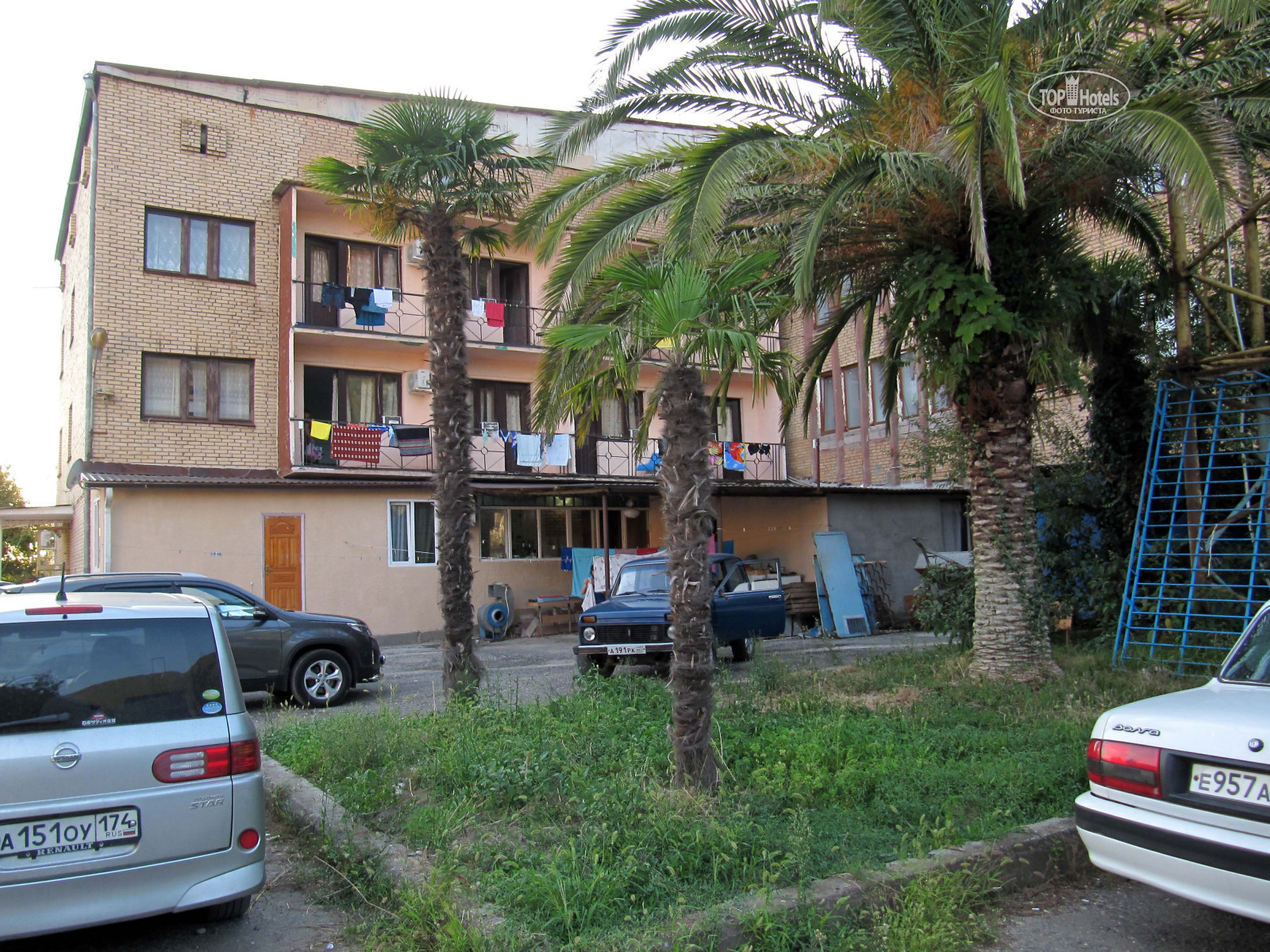 Дом отдыха закавказье гагра. Отель закавказье гагра абхазия. Дом отдыха закавказье гагра. Доме отдыха закавказье. Гагры закавказье пансионат абхазия.