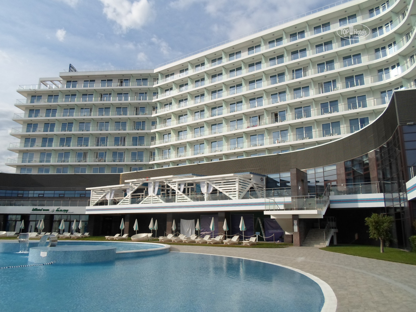 Blu paradise. Рэдиссон коллекшн Сочи. Radisson Сочи отель. Рэдиссон Сочи фасад. Radisson collection Paradise Resort & Spa, Sochi 5*.