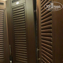 Alva Donna World Palace 5* Поломаные шкафчики в женской раздевалке - Фото отеля
