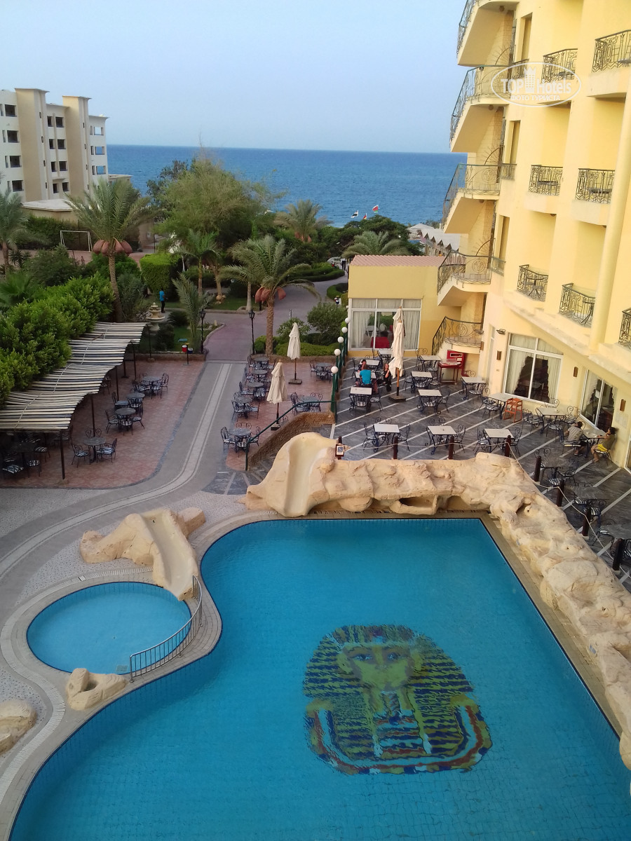 отель 4 king tut aqua park beach resort