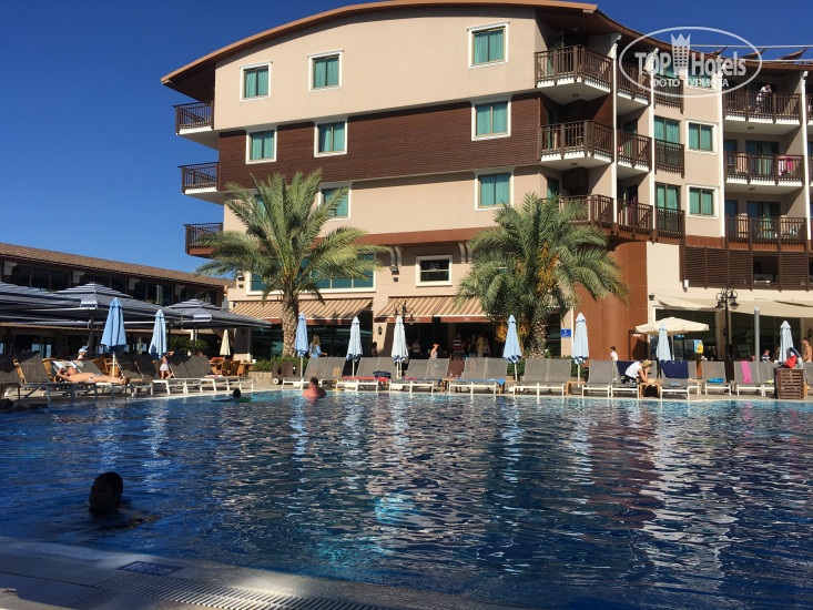 Quattro family club dem hotel турция. Кватро Фэмили клаб Турция Аланья. Quattro Family Club dem Hotel HV-1. Quattro Family Club dem Hotel Alanya HV-1. Quattro Family Club dem Hotel HV-1 (ex. Club dem Spa & Resort Hotel) 4* Алания.