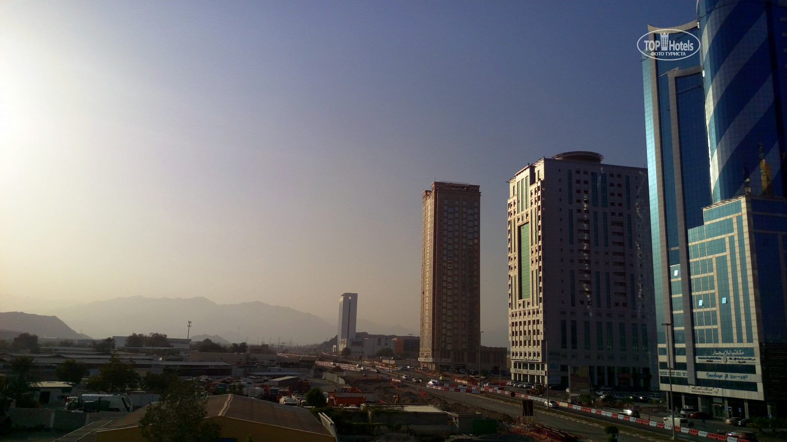 Novotel fujairah. Novotel Hotel Fujairah 4*( рейтинг 8,1). Новотель в Фуджейре фото туристов. Fujairah PNG. Ибис Фуджейра 3 отзывы.