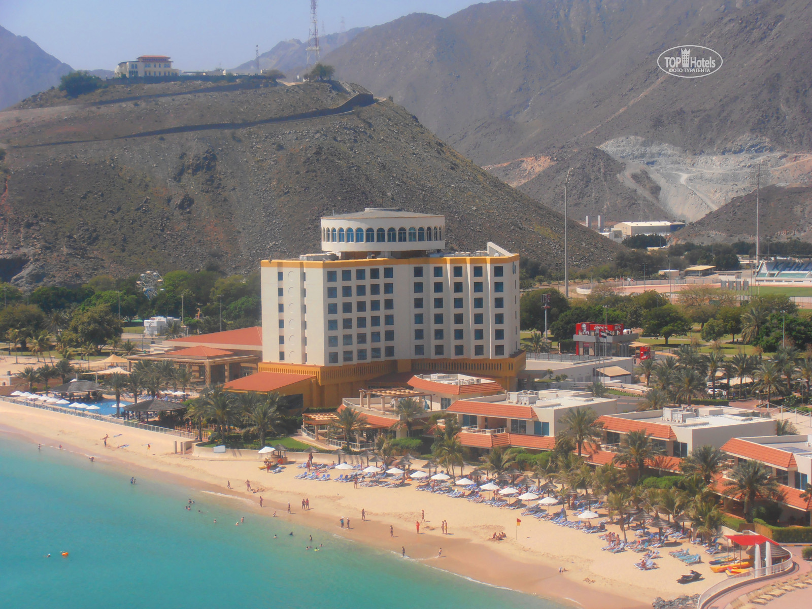 Oceanic khorfakkan resort spa. Океаник Корфаккан. Oceanic Khorfakkan Resort Spa 4 Фуджейра. Океаник Корфаккан август. Oceanic Khorfakkan Resort Spa 4 фото.