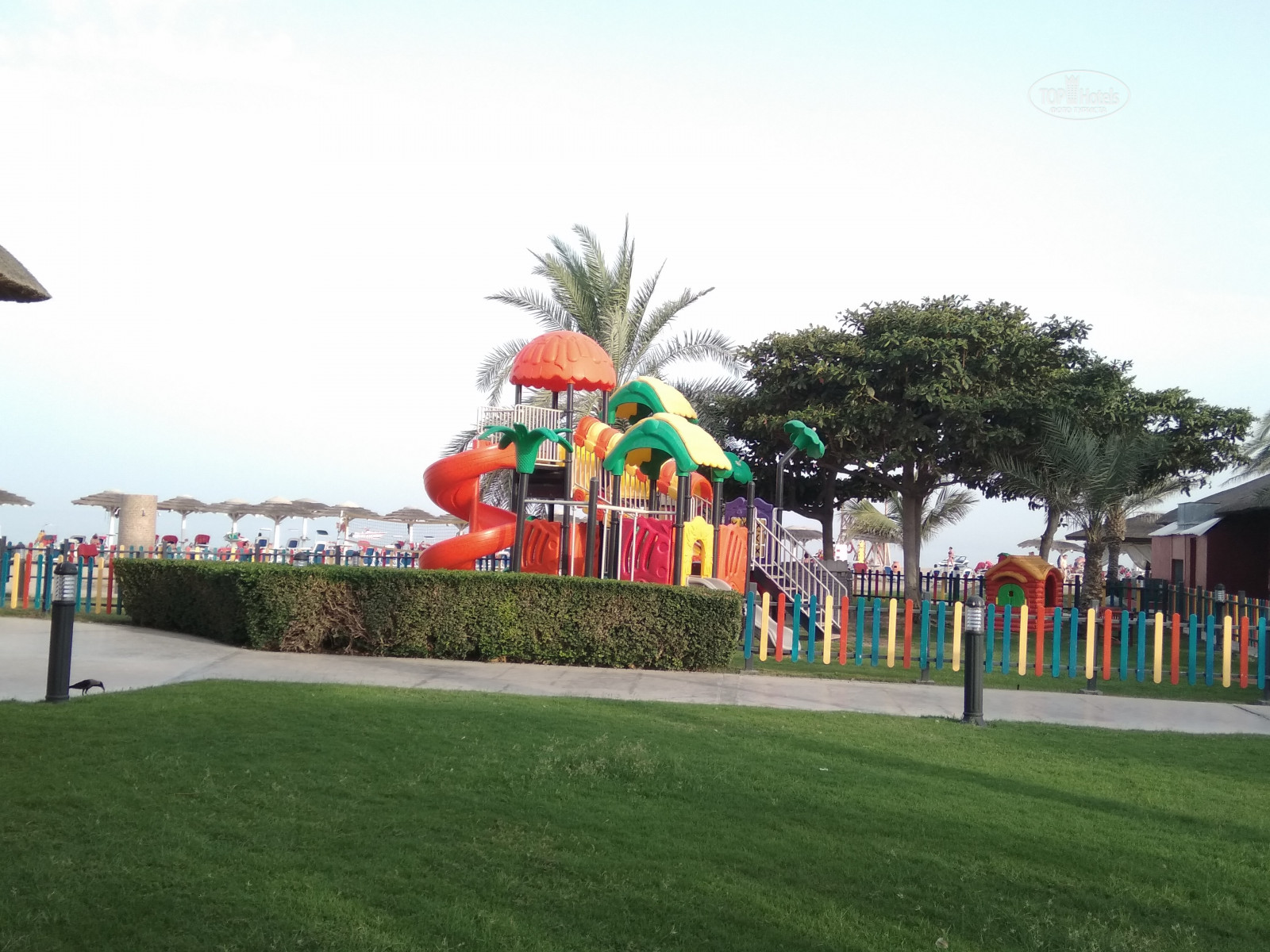 Fujairah Rotana Resort 5. Fujairah Rotana Resort 5 Фуджейра. Fujairah Rotana горки. Children's Park Фуджейра.