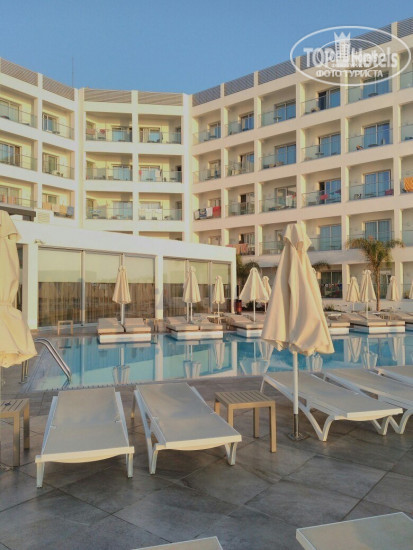 Фотографии отеля  Evalena Beach Hotel 4*