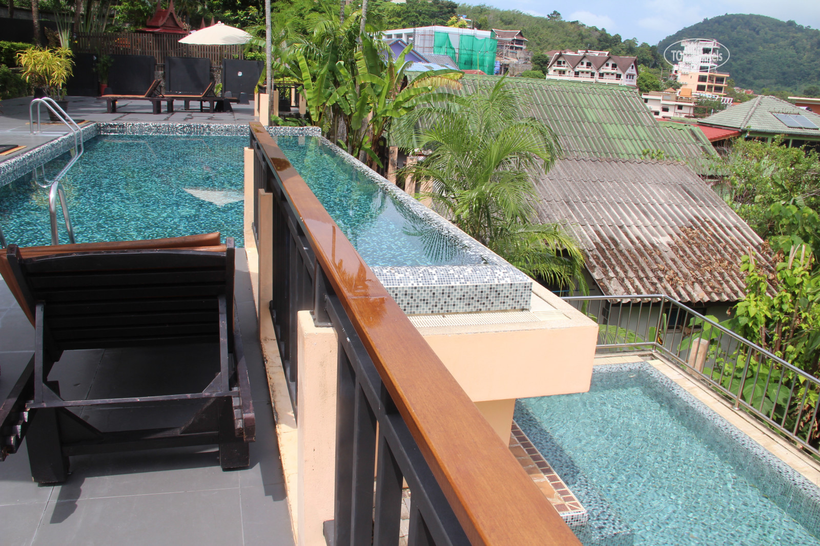 Jiraporn Hill Resort. Jiraporn Пхукет Патонг. Jiraporn Hill Resort Patong 3*. Jiraporn Hill Resort 3* Пхукет, Патонг.