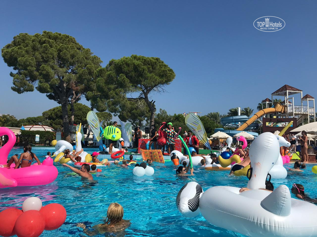 Фан сан рекламные туры 2024. TUI fun&Sun Club Belek 5*, Турция, Белек. Fun and Sun отель Белек Турция. Fun Sun Family Life Belek 5 Турция. Фан Сан клаб Белек Турция отель.