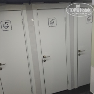 Qube Capsule Hotel 