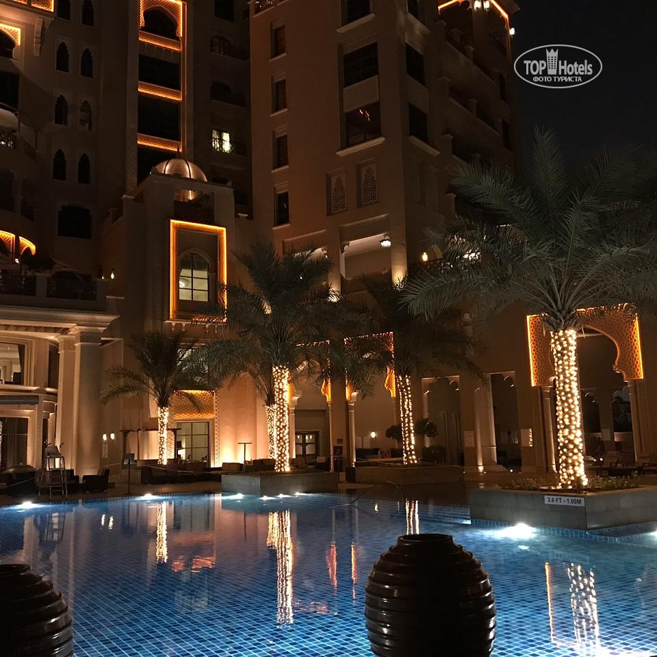 Sharjah beach resort. Отель Sheraton Sharjah Beach Resort Spa 5. Отель Шератон Дубай Шарджа. Шератон Шарджа 5. Отель Sheraton Sharjah пляж.