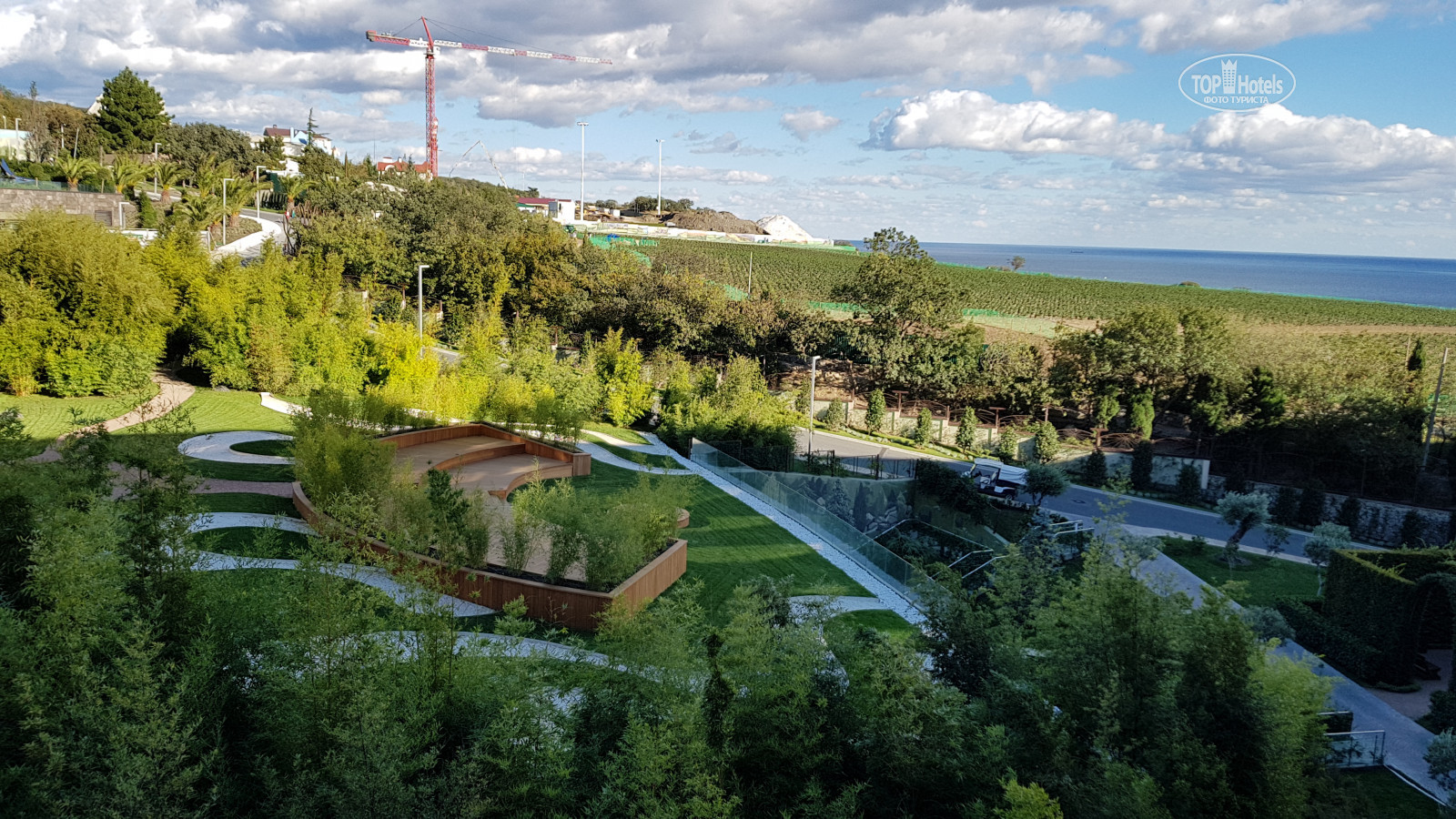 Мрия отель Крым винный парк