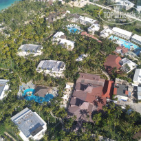 Vista Sol Punta Cana Beach Resort & Casino 4* Вид на отель с вертолёта - Фото отеля