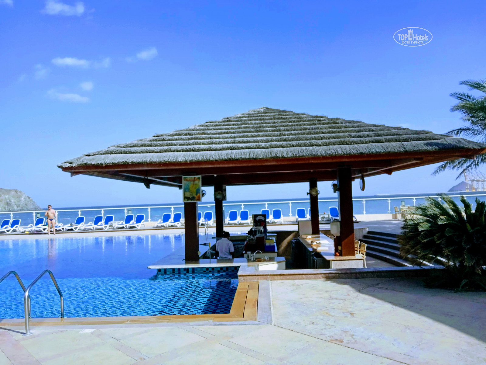 оаэ фуджейра oceanic khorfakkan resort spa