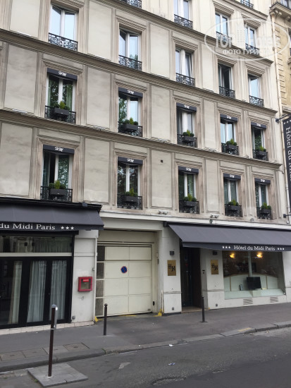 Фотографии отеля  Du Midi Paris Montparnasse 3*