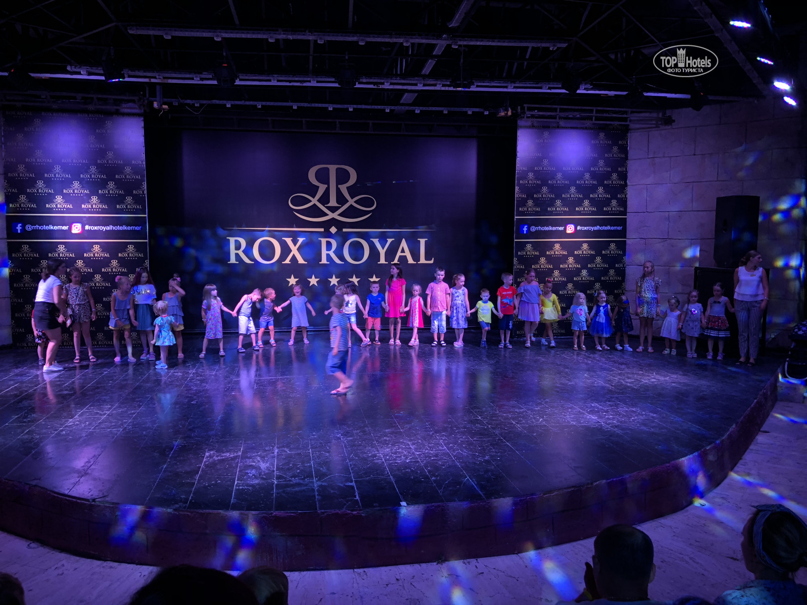 Rox royal hotel 5 отзывы. Рокс Роял. Рокс Роял Бич. Rox Royal Hotel 5. Rox Royal Hotel Турция.