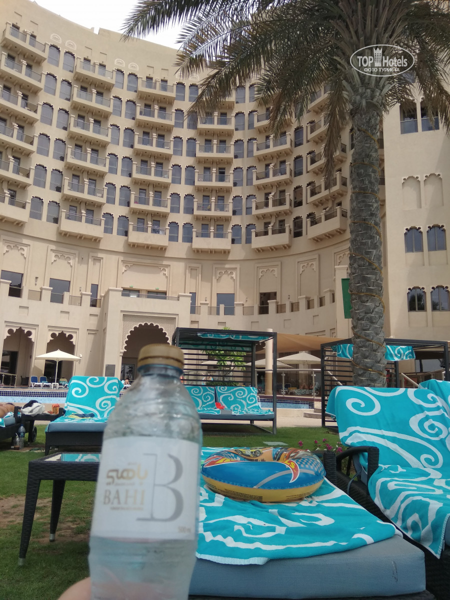 Bahi Ajman Palace Hotel Дубай