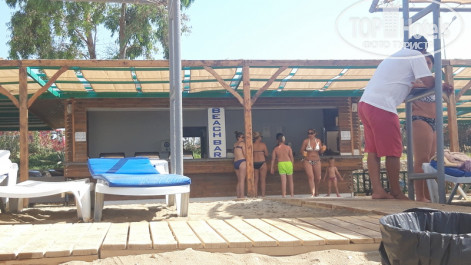 Kahya & Resort Aqua 5* бар на пляже - Фото отеля