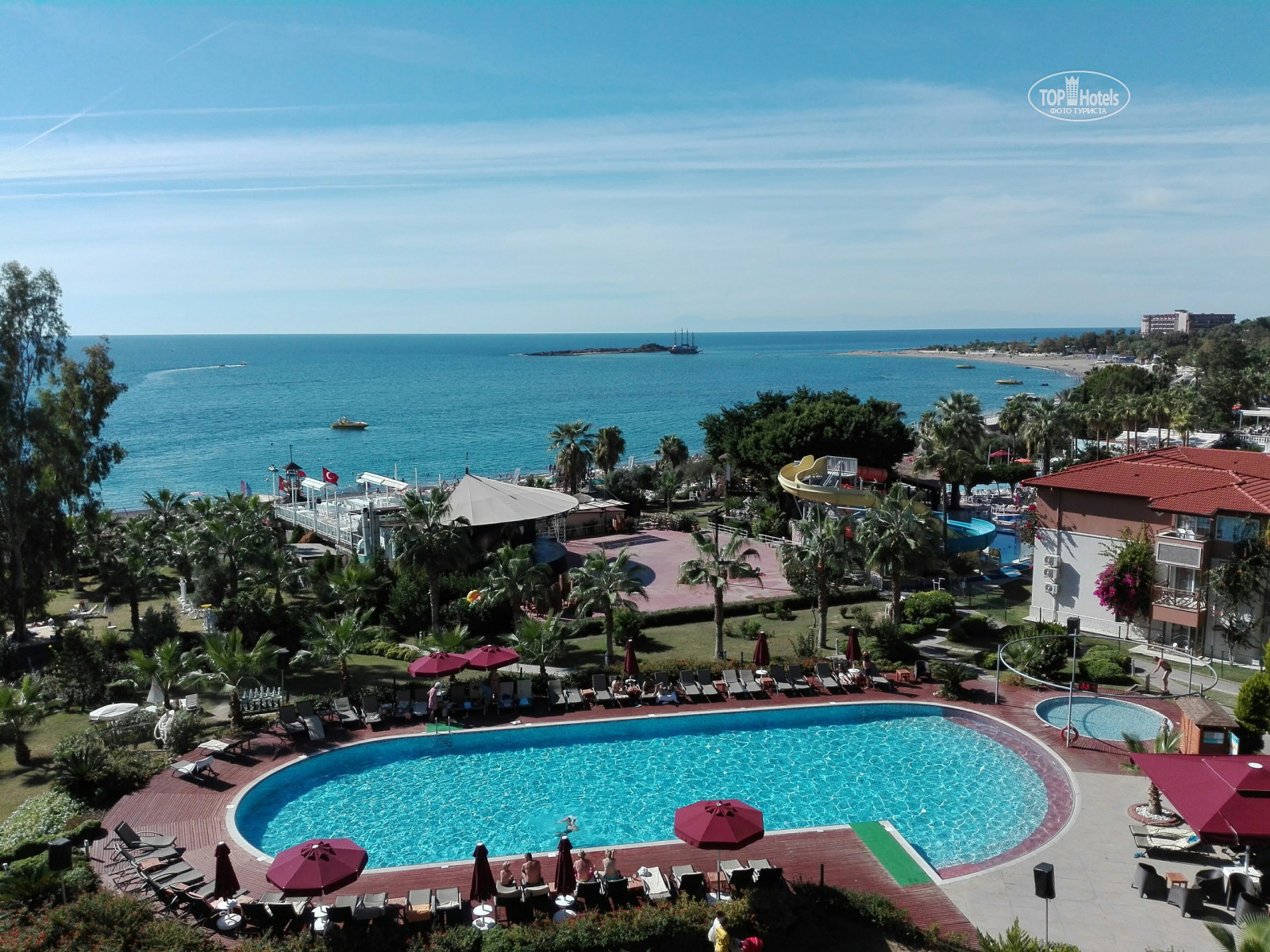 Justiniano Deluxe Resort территория