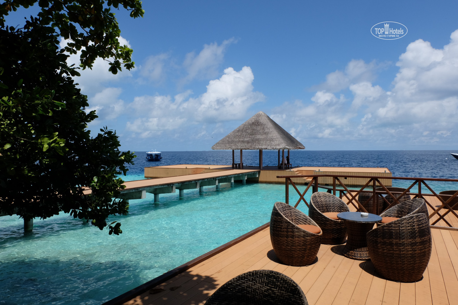 Мальдивы отель Fihalhohi Island Resort 3