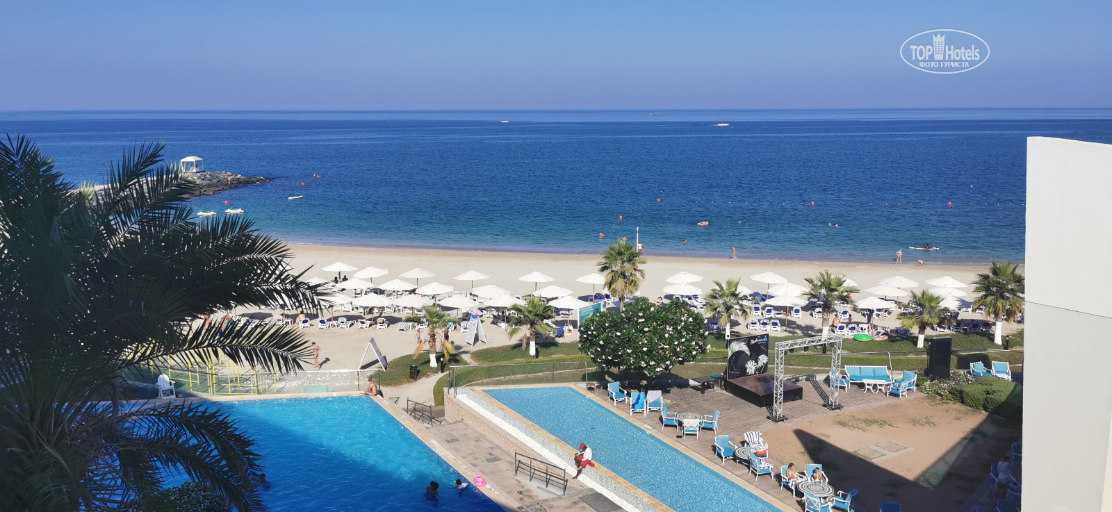 Radisson оаэ фуджейра. Рэдиссон Блю ОАЭ Фуджейра. Radisson Fujairah 5. The Radisson Blu Resort Fujairah 5*. Radisson Blu Fujairah 5*.