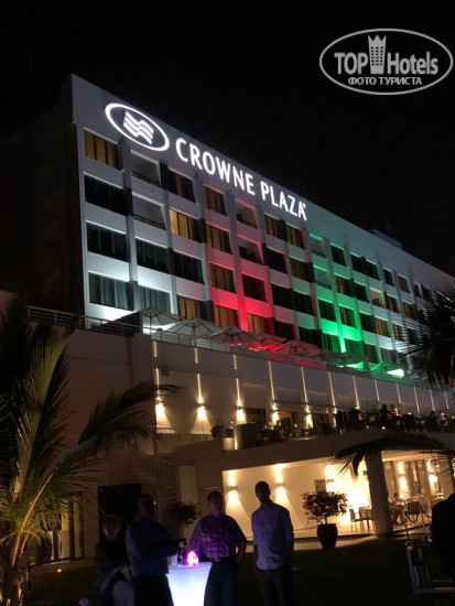 Фотографии отеля  Crowne Plaza Muscat OCEC 4*