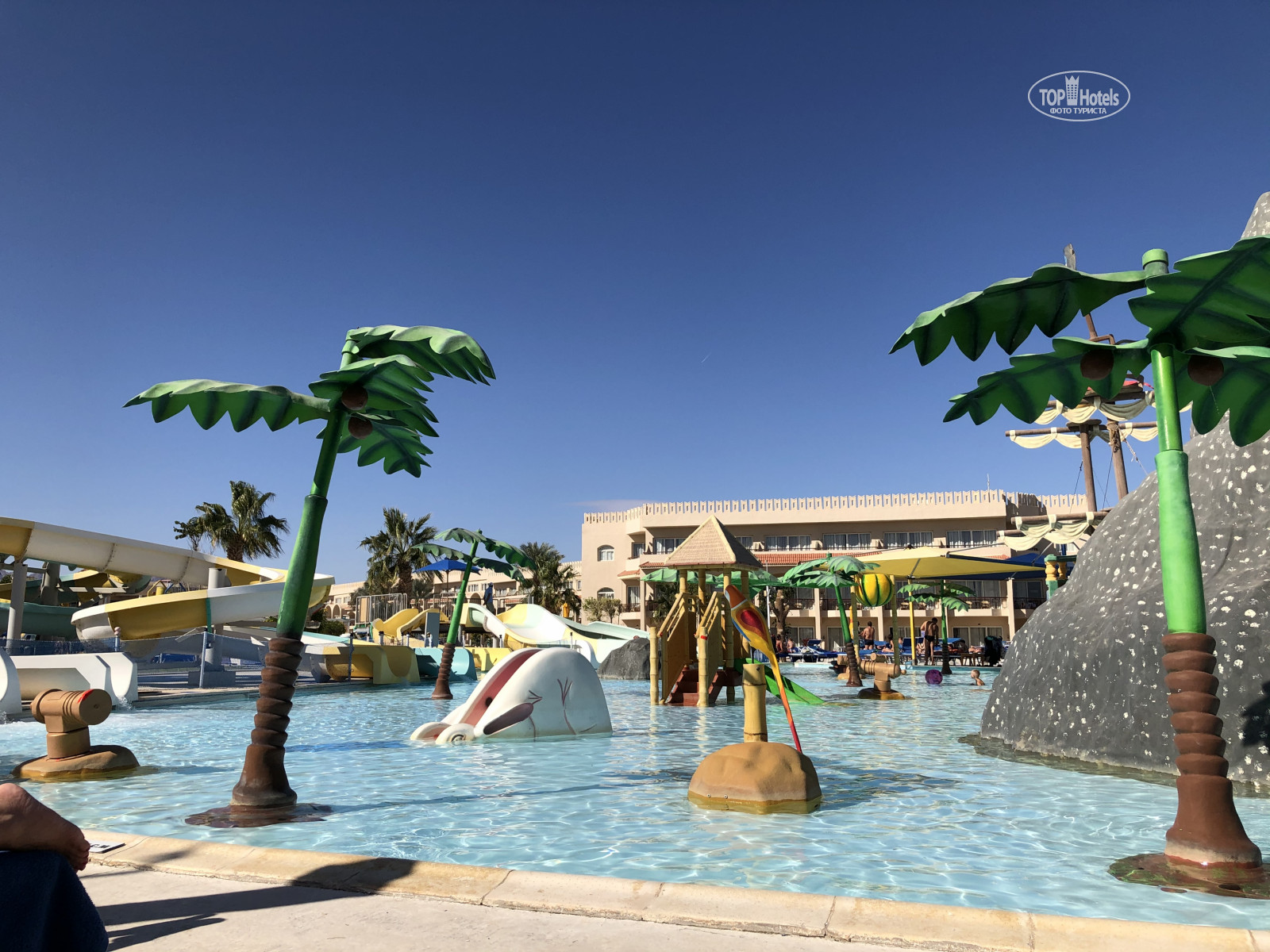 Pickalbatros royal moderna resort ssh. Albatros moderna шарм эль шейх. Pickalbatros royal moderna resort ssh. Pickalbatros royal moderna resort ssh. Royal albatros moderna 5* горки.