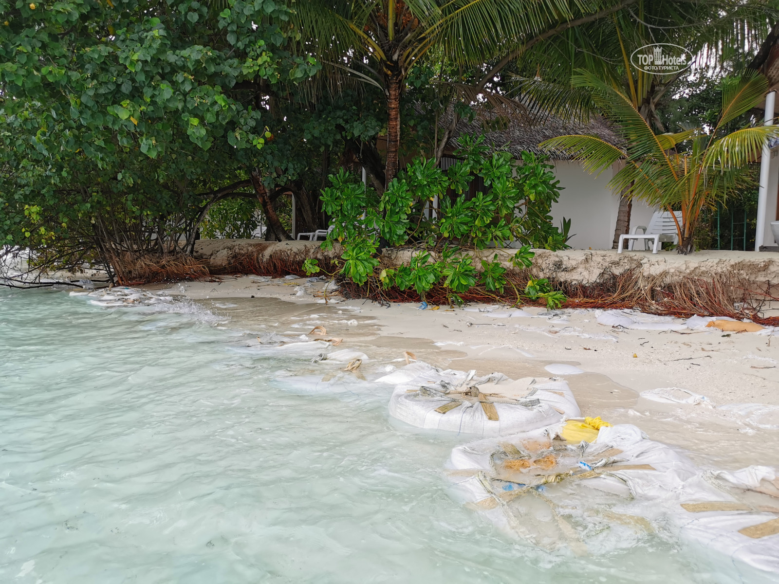 Safari Island Resort Spa 4