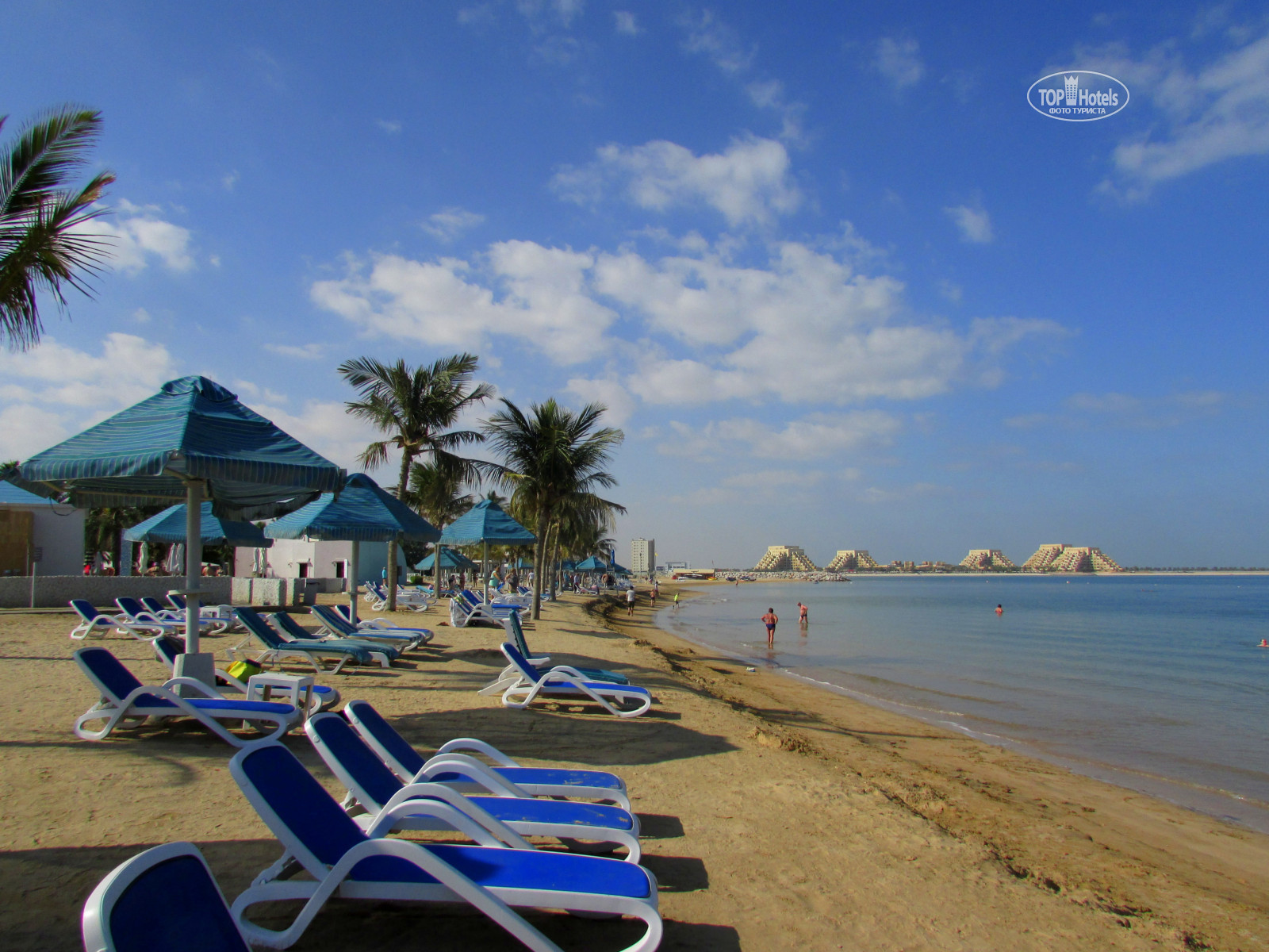 отели рас аль хайма с собственным пляжем. Radisson marjan island. аль хамра резиденс энд вилладж. отели рас аль хайма с собственным пляжем. отели рас аль хайма с собственным пляжем.