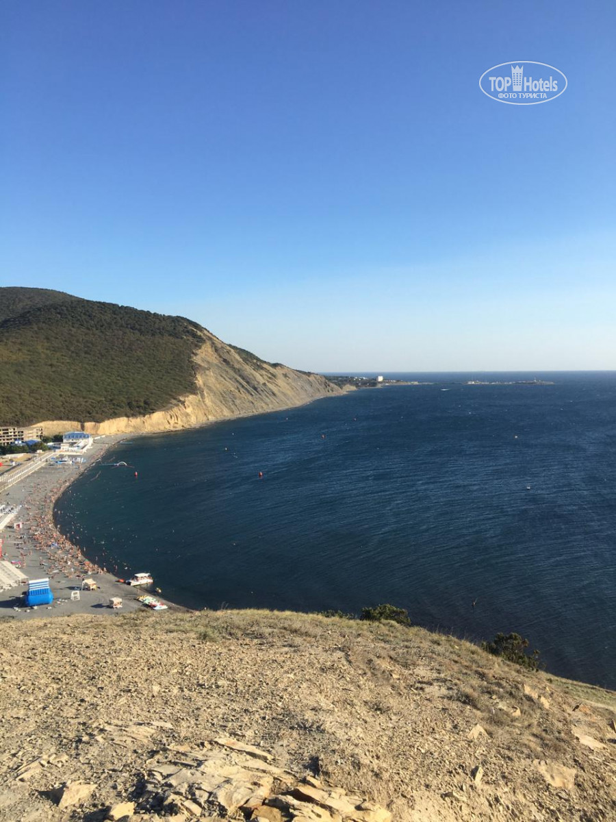 Жк парк утриш в сукко. Бухта сукко. Сукко песок или галька. На пляже сукко есть мазут. Сукко пляж смена.