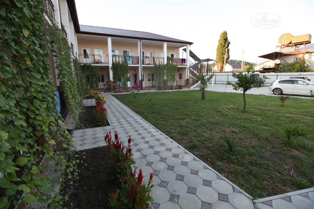 Солнце абхазии гостевой дом. Солнце абхазии лдзаа. Гостиница солнце абхазии пицунда. Отель солнце абхазии пицунда. Абхазия лидзава гостиница солнце абхазии.