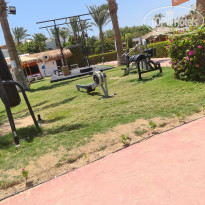 Desert Rose Resort 5* Спортивная площадка под открытым небом - Фото отеля