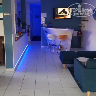 Carry Hotel 3*