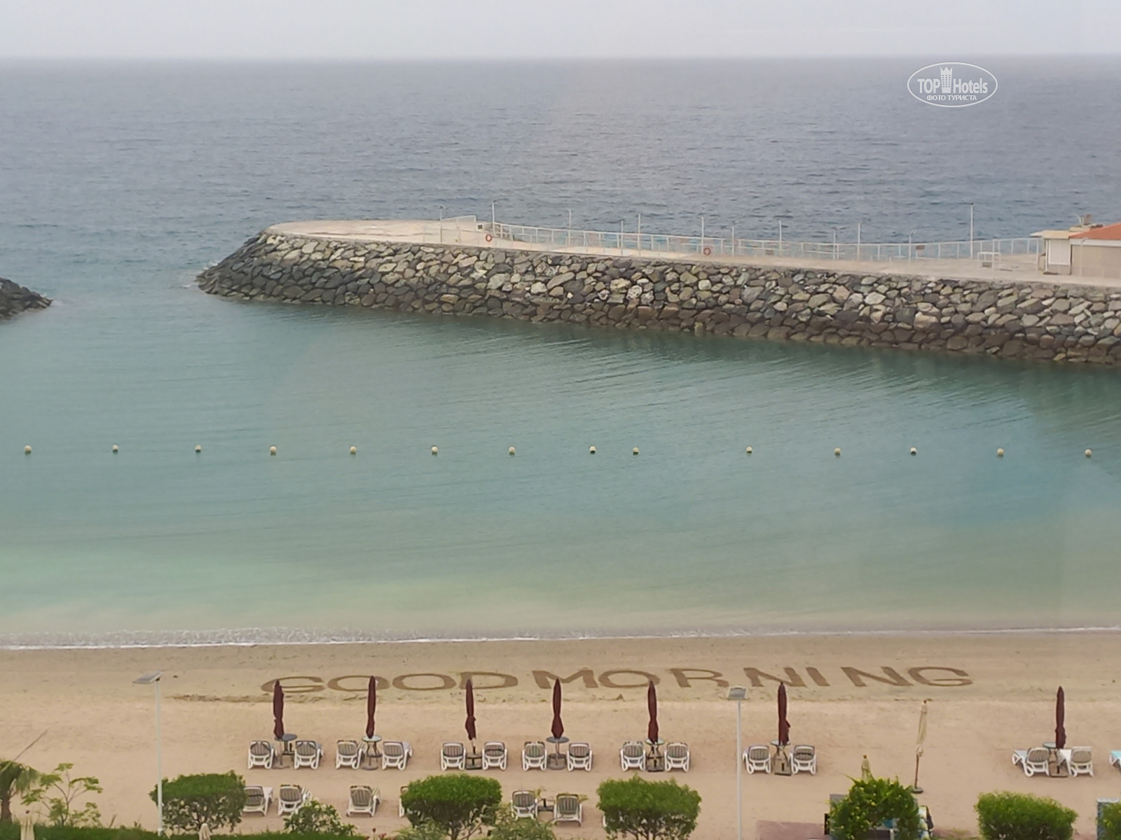 Мираж аль бахр фуджейра. Фуджейра Bab al Bahr Beach. Мираж отель на Фуджейре. Пляж Аль Хан.
