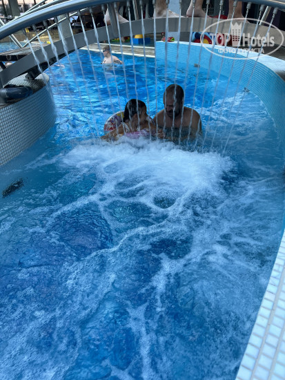 New photos from tourists V Spa & Conference Hotel 4*