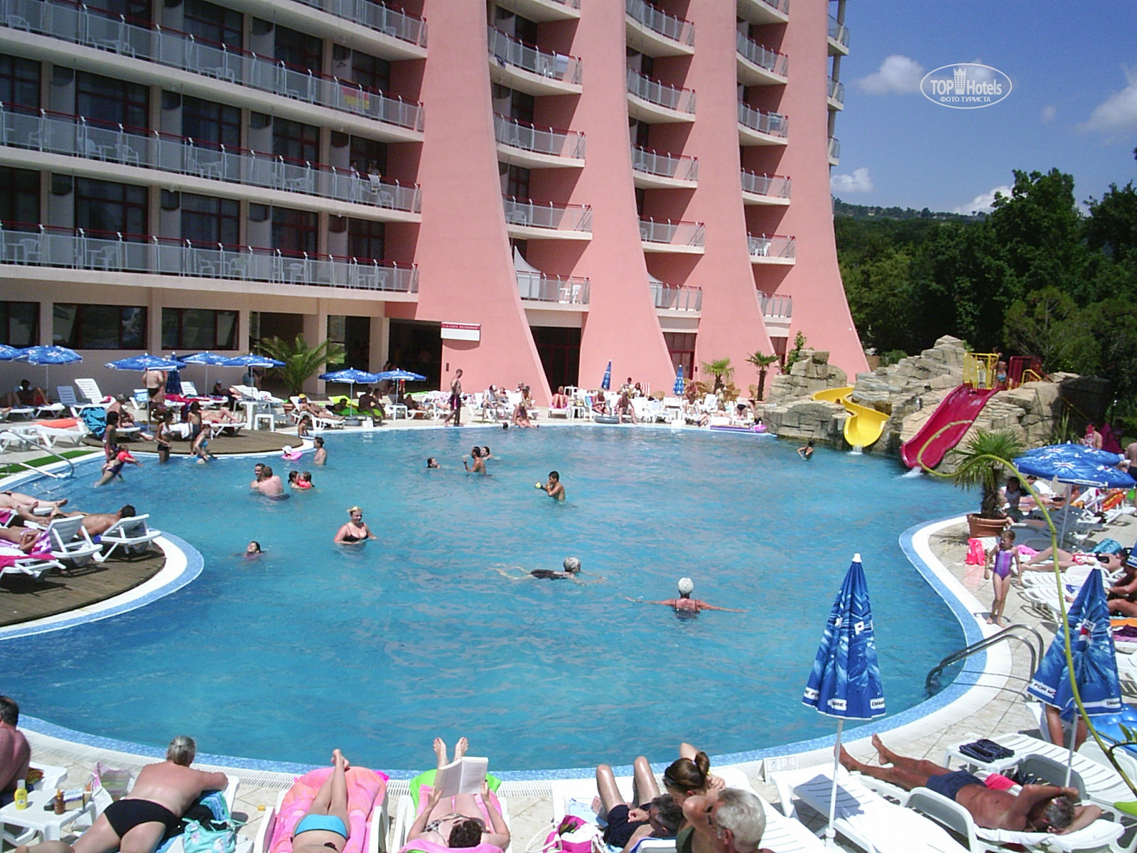 Санатории болгарии. Золотые Пески Болгария. Apollo Golden Sands (4*). Болгария золотые Пески фото. Как забронировать бронь отель золотые Пески.