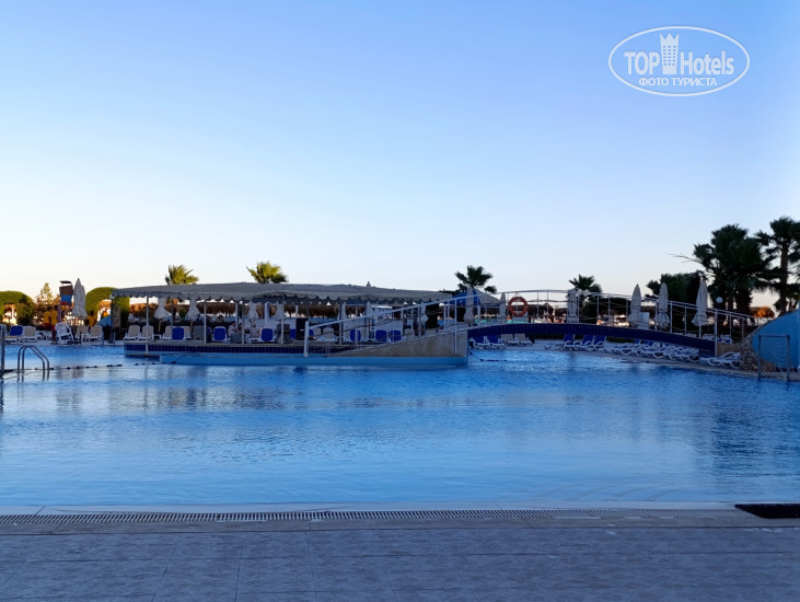 Seven Seas Jolie Bay