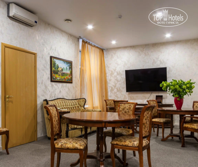 Номера на Площади Восстания