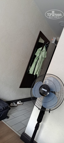 Академия Апарт