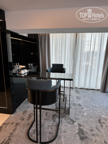 SEVEN VISIONS HOTEL, The DVIN