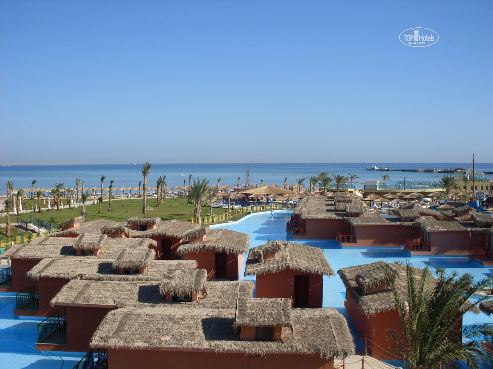 titanic beach египет