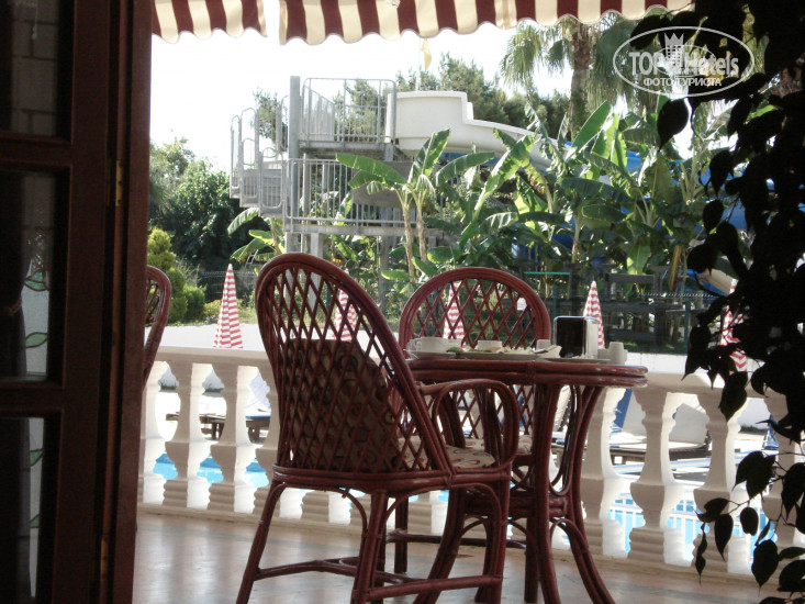 Rose Garden Premium Hotel