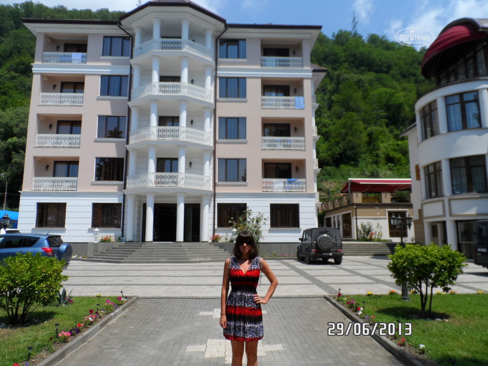 Гостиница райда гагра. Райда 3. Райда 3 абхазия. Райда 3 абхазия. Райда абхазия гагра.