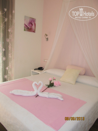 Hotelier's photos Madrid City Rooms 2*