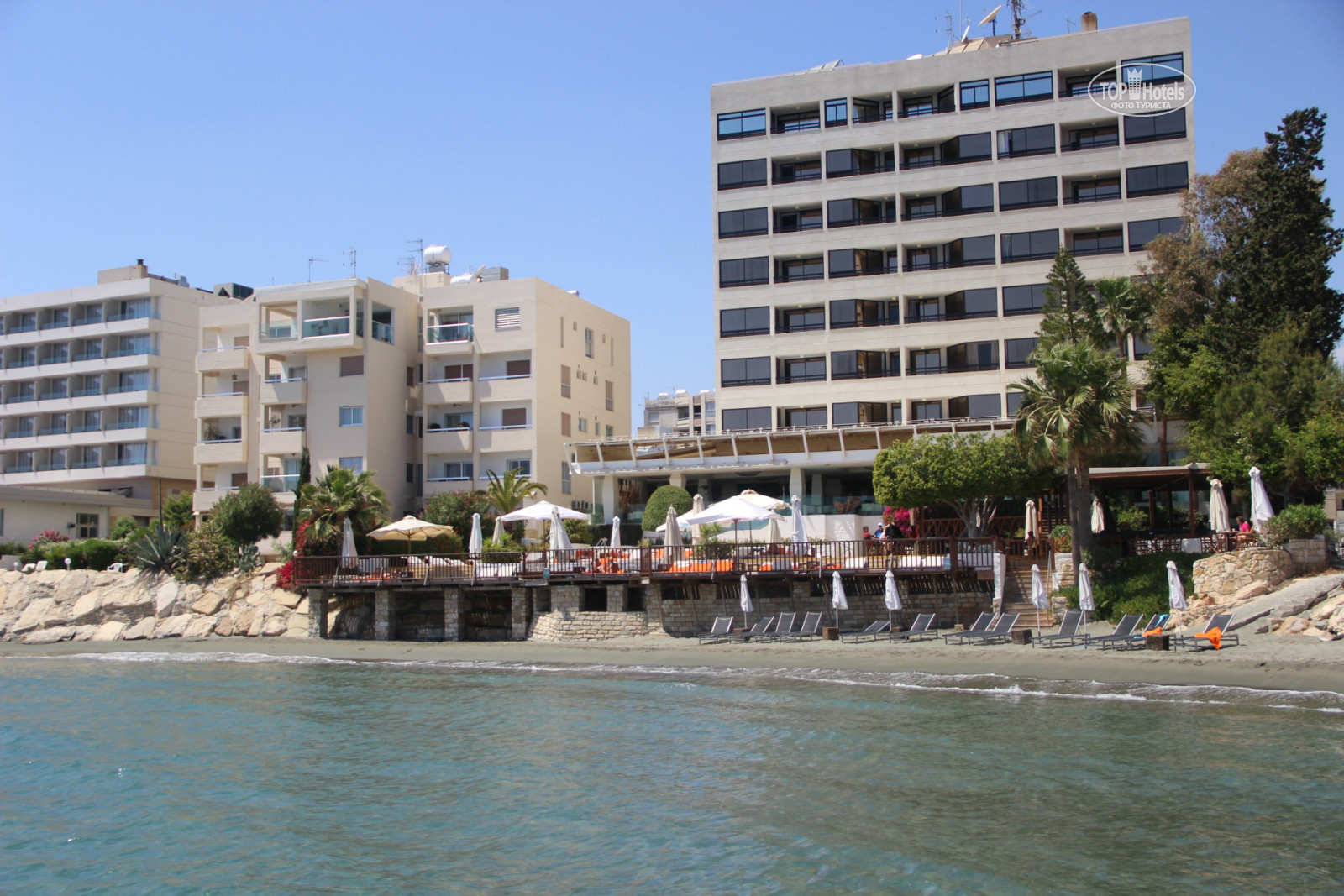 Тасия марис оазис кипр. Канису мадейра. Grand hotel oasis 4. Гранд хотел оазис болгария. Grand hotel oasis болгария.